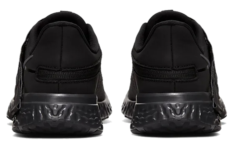 Shop 耐克Revolution 5 FlyEase '黑色深灰' BQ3211-001