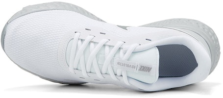Nike Revolution 5 Gris/Blanco BQ3204-100 Lookbook Nike Revolution 5 Gris/Blanco BQ3204-100