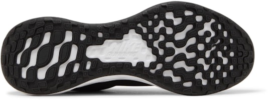 Nike Revolution 6「黑色金屬金」DC3728-002 Shop Nike Revolution 6「黑色金屬金」DC3728-002