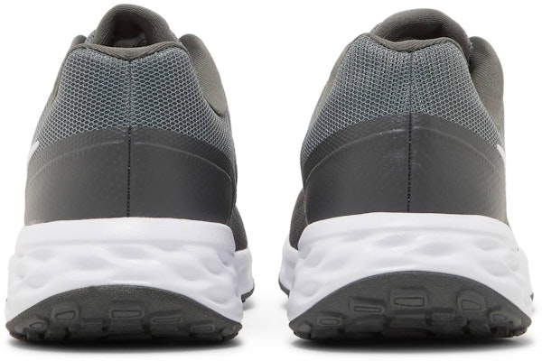 Nike Revolution 6 'Gris Hierro' DC3728-004 Details for Nike Revolution 6 'Gris Hierro' DC3728-004