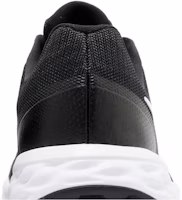 耐克革命6号超宽版'黑白' DD8475-003 Sizing 耐克革命6号超宽版'黑白' DD8475-003