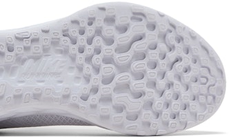 Nike Revolution 6 Next Nature 'Triple White' Lelaki Wanita Putih Original DC3728-102 Purchase Nike Revolution 6 Next Nature 'Triple White' Lelaki Wanita Putih Original DC3728-102