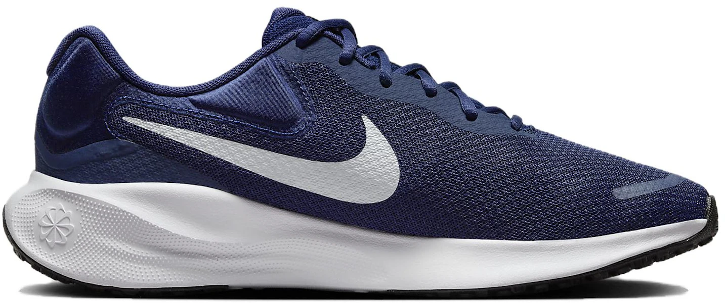 Nike Revolution 7 'Midnight Navy' Sepatu Lari FB2207-400 Lookbook Nike Revolution 7 'Midnight Navy' Sepatu Lari FB2207-400