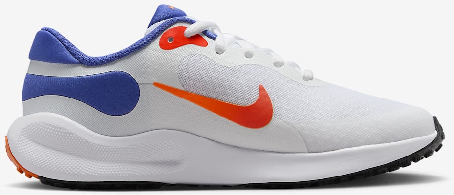 (JR) Nike Revolution 7 'Putih Astronomi Biru' FB7689-102 Lookbook (JR) Nike Revolution 7 'Putih Astronomi Biru' FB7689-102