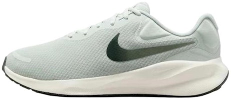 Nike Revolution 7 Extra Wide 'Light Silver' FB8501-003 Nike Revolution 7 Extra Wide 'Light Silver' FB8501-003