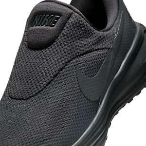 Nike Revolution 8 Easy On Anthracite/Hitam/Anthracite HQ2414-003 Sizing Nike Revolution 8 Easy On Anthracite/Hitam/Anthracite HQ2414-003