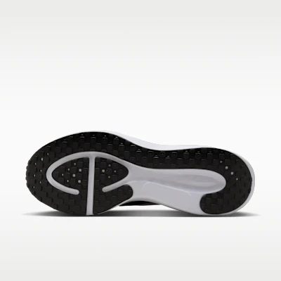Nike Revolution 8 EasyOn 'White Black' HQ2414-100 Lookbook Nike Revolution 8 EasyOn 'White Black' HQ2414-100