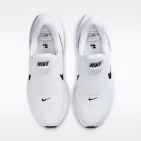 Shop Nike Revolution 8 EasyOn 白黑色跑鞋 HQ2414-100