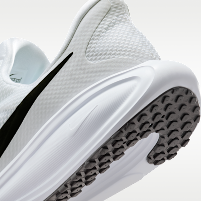 Cheap Nike Revolution 8 EasyOn 'White Black' HQ2414-100