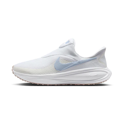 Nike Revolution 8 EasyOn Shoes