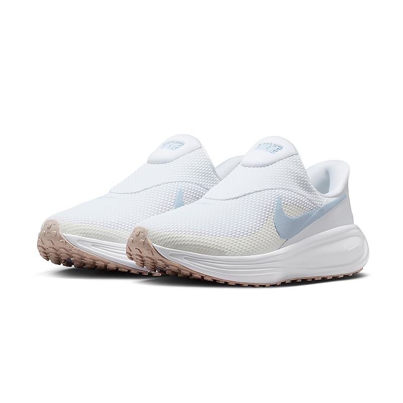 Lookbook Nike Revolution 8 EasyOn Shoes HQ2415-102