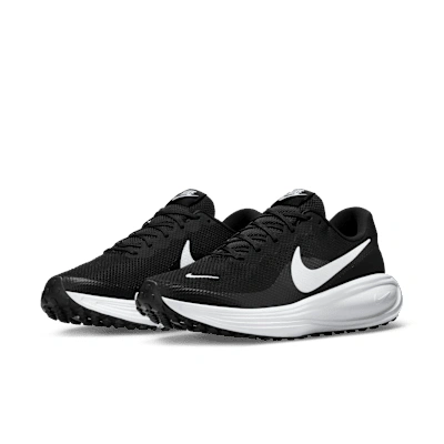 Nike Revolution 8 'Black White'