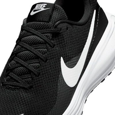Nike Revolution 8 'Black White'