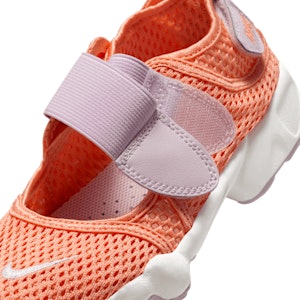 Nike Rift 2 Sepatu Sneakers FB5523-801 Sizing Nike Rift 2 Sepatu Sneakers FB5523-801