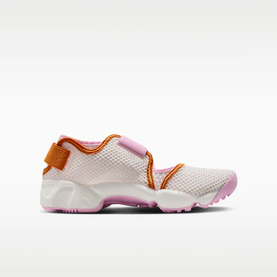 Nike Rift 2 粉泡/黃金/特賣款 IR8288-171 Lookbook Nike Rift 2 粉泡/黃金/特賣款 IR8288-171