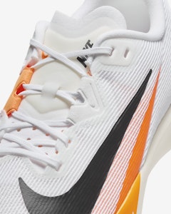 Nike Rival Fly 4 跑鞋 FV6040-101 Sizing Nike Rival Fly 4 跑鞋 FV6040-101