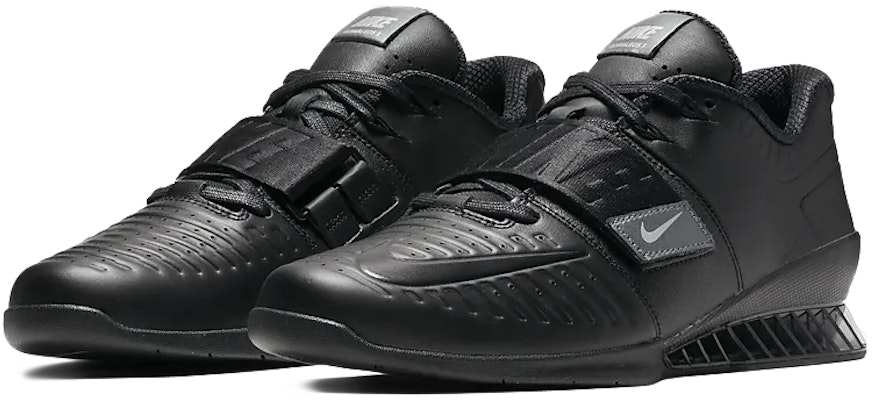 Nike Romaleos 3 XD 'Hitam' Sepatu Angkat Beban AO7987-001 Lookbook Nike Romaleos 3 XD 'Hitam' Sepatu Angkat Beban AO7987-001