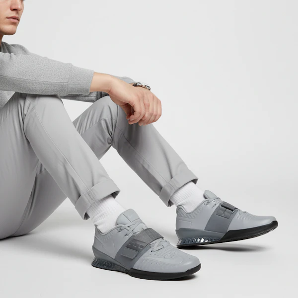Nike Romaleos 3 XD 'Wolf Grey' Lelaki & Wanita Fitness Kelabu AO7987-010 Order Nike Romaleos 3 XD 'Wolf Grey' Lelaki & Wanita Fitness Kelabu AO7987-010