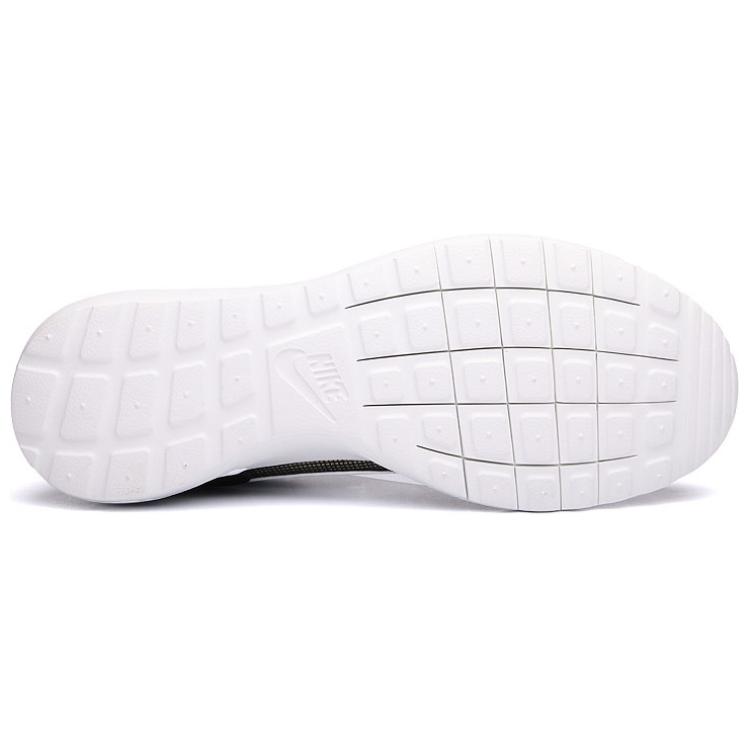 Shop Nike Roshe Daybreak NM 'Black Summit White' 826666-001