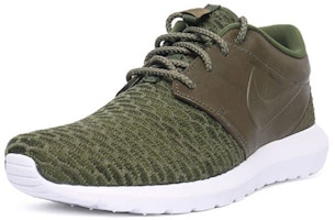 耐吉 Roshe NM Flyknit PRM “粗糙綠” 低筒跑步鞋 墨綠色 Lookbook 耐吉 Roshe NM Flyknit PRM “粗糙綠” 低筒跑步鞋 墨綠色