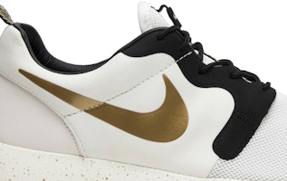 Nike Roshe One 'Trofeo de Oro' 669689-100 Order Nike Roshe One 'Trofeo de Oro' 669689-100