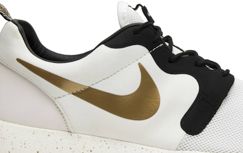 Nike Roshe One 'Trofeo de Oro' 669689-100 Order Nike Roshe One 'Trofeo de Oro' 669689-100