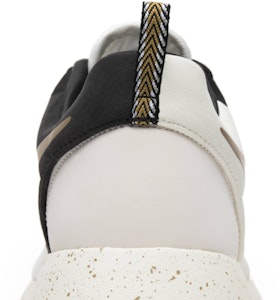 Nike Roshe One 'Trofeo de Oro' 669689-100 Sizing Nike Roshe One 'Trofeo de Oro' 669689-100