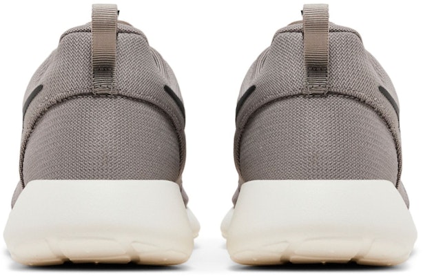 Nike Roshe One 'Light Taupe' 511881-205 Details for Nike Roshe One 'Light Taupe' 511881-205