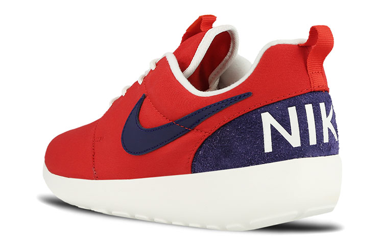 Shop Nike Roshe One 'Merah Universiti Biru Setia' 819881-641