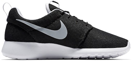 Nike Roshe One BR 'Hitam Putih' 718552-012 Order Nike Roshe One BR 'Hitam Putih' 718552-012