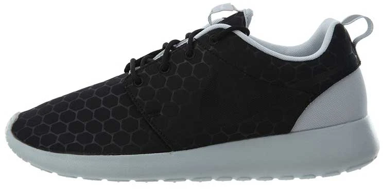 nike-roshe-one-se-black-pure-platinum-844687-007