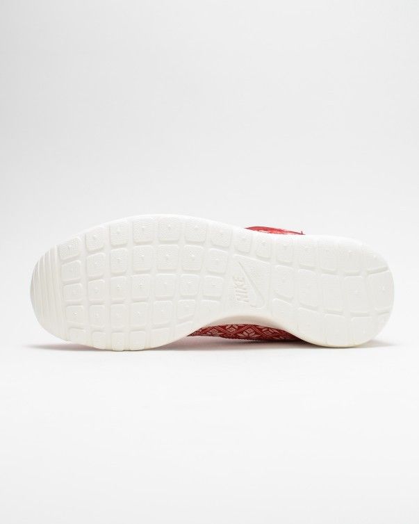 Purchase Nike Roshe One Invierno 'Rojo Yeti' 807440-661