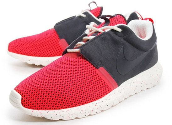 Nike Roshe Run 'Hitam Merah' 644425-001 Order Nike Roshe Run 'Hitam Merah' 644425-001