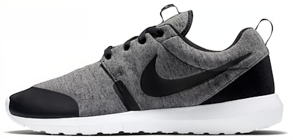 Nike Roshe Run 'Fleece' 749658-002 Nike Roshe Run 'Fleece' 749658-002