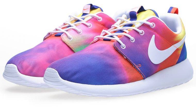 nike-roshe-run-tie-dye-511881-518