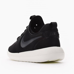 Nike Roshe Two 'Hitam' 844656-003 Shop Nike Roshe Two 'Hitam' 844656-003