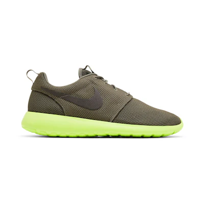 Nike Rosherun 'Tarp Green'