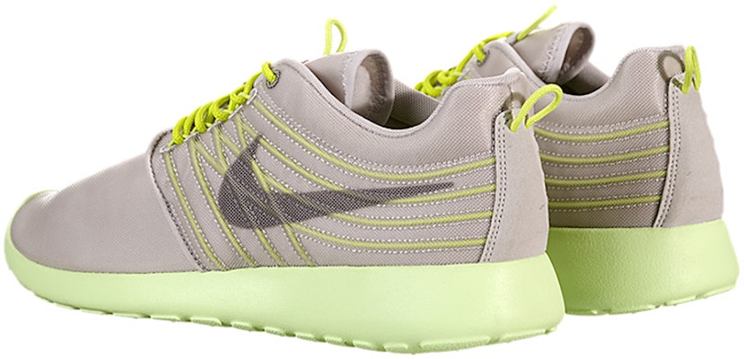나이키 로쉬런 딘 FW QS '그레이' (Nike Rosherun Dyn FW QS 'Grey') 580579-037 Lookbook 나이키 로쉬런 딘 FW QS '그레이' (Nike Rosherun Dyn FW QS 'Grey') 580579-037