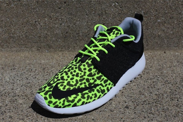 耐克Rosherun FB '豹纹' 580573-701 Lookbook 耐克Rosherun FB '豹纹' 580573-701