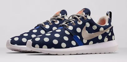 Nike Rosherun NM City QS 'NYC' 667632-400 Nike Rosherun NM City QS 'NYC' 667632-400