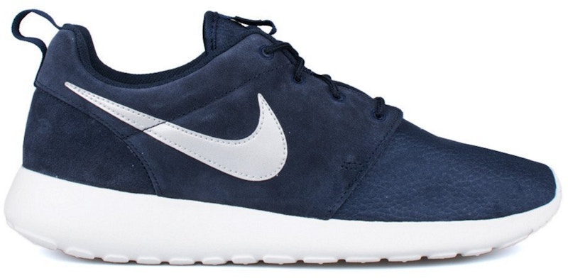 Nike Rosherun Suede 685280-417