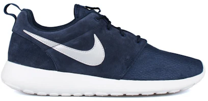 Nike Rosherun Suede 685280-417 Nike Rosherun Suede 685280-417