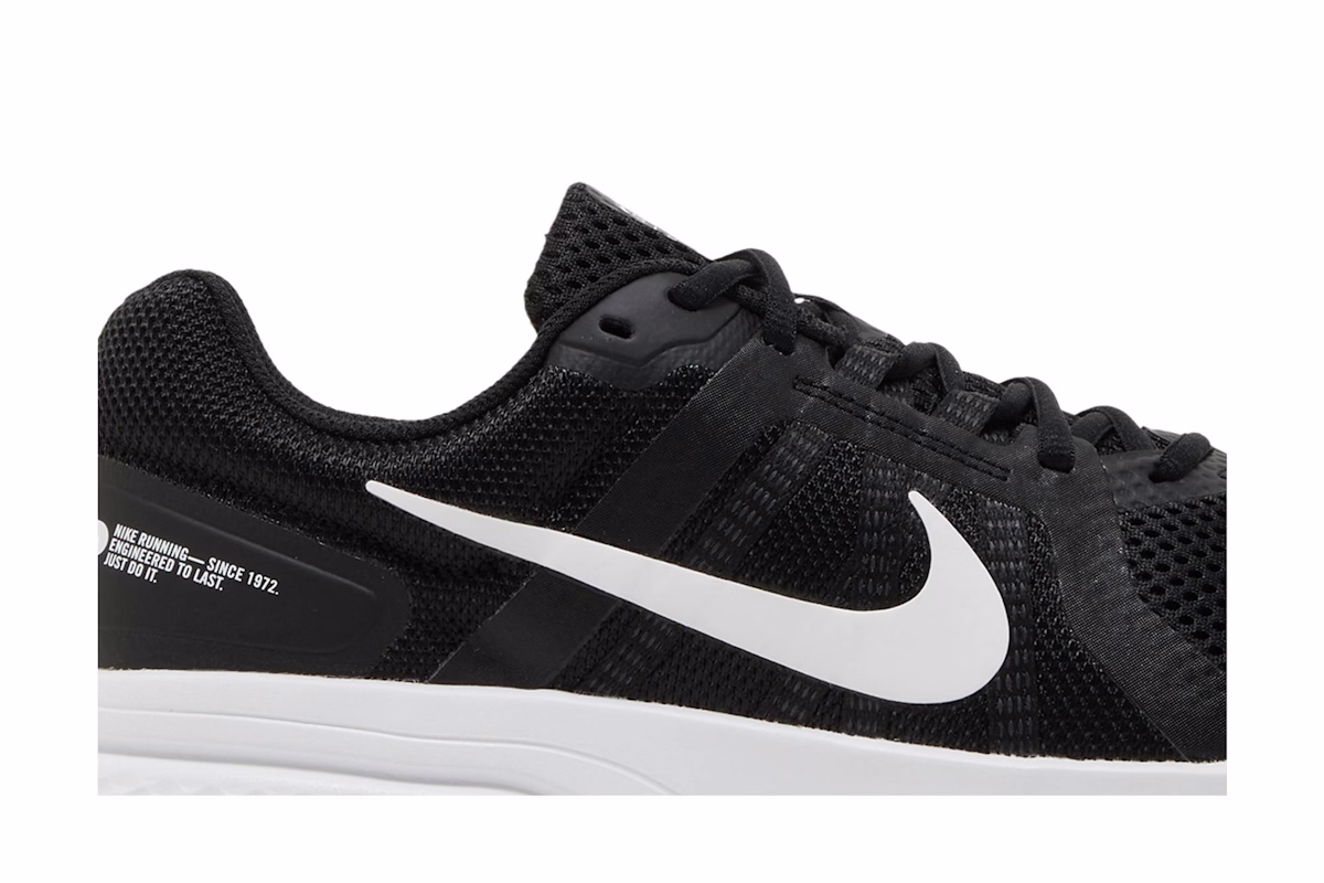 Nike Run Swift 2 'Black White'