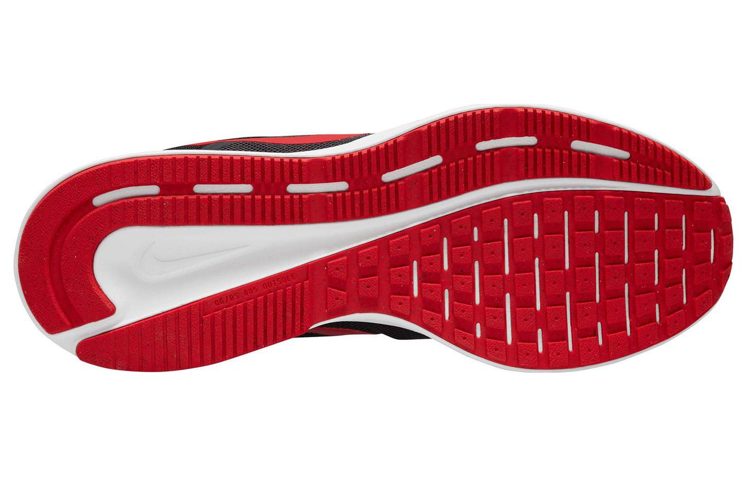 Shop Nike Run Swift 3 ''Bred'' Hardloopschoenen DR2695-001