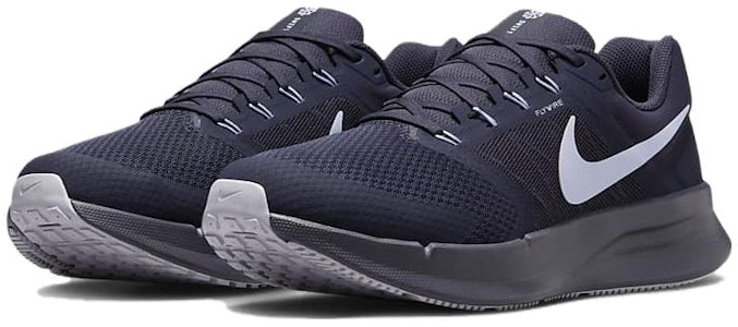 耐克Run Swift 3 '黑灰氧紫' DR2695-004 Lookbook 耐克Run Swift 3 '黑灰氧紫' DR2695-004