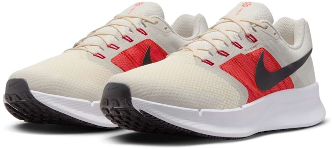 Nike Run Swift 3 ''Pale Ivory Light Crimson'' Sepatu Lari Ivory Crimson DR2695-107 Lookbook Nike Run Swift 3 ''Pale Ivory Light Crimson'' Sepatu Lari Ivory Crimson DR2695-107