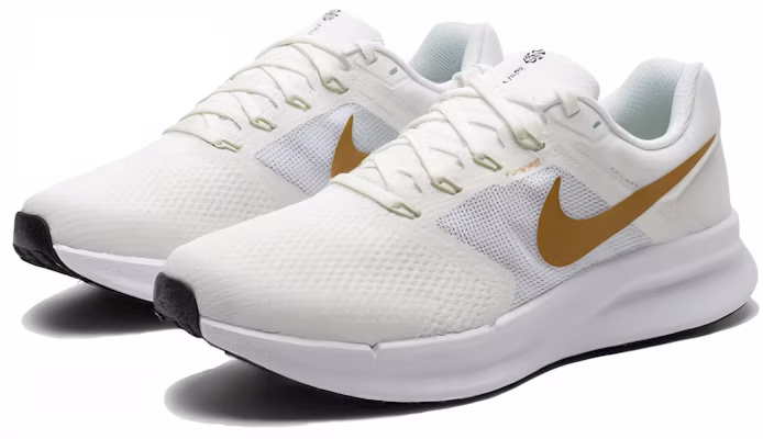 耐克Run Swift 3 ‘峰白青铜黄’ DR2695-103 Lookbook 耐克Run Swift 3 ‘峰白青铜黄’ DR2695-103
