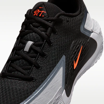 Nike S.T. Glow EP Black/Wolf Gray/Bright Crimson/Total Orange II2284-005 Sizing Nike S.T. Glow EP Black/Wolf Gray/Bright Crimson/Total Orange II2284-005
