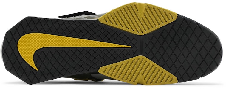 Nike Savaleos 白黑黃 Shop Nike Savaleos 白黑黃