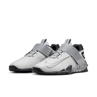 Purchase 耐克Savaleos举重鞋 灰尘白/深灰/金属银 FZ8664-001